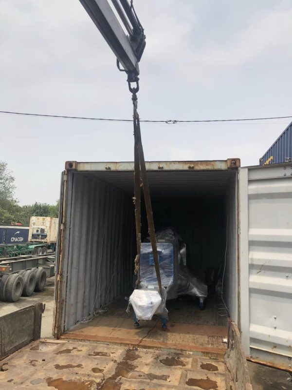 Kho bãi của Tú Linh Transit